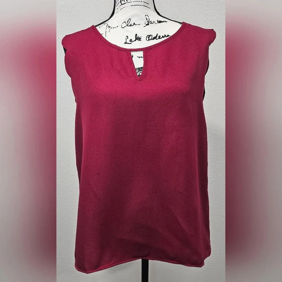 Emery Rose Tops - EMERY ROSE Solid Scallop Trim Sleeveless Polyester Blouse Burgundy Size XL NWT